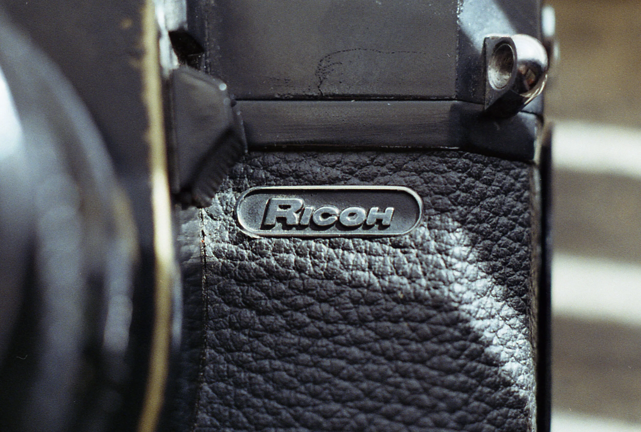 リコーフレックスTSL401 謎の2アングルファインダー Ricoh TLS401 - 雑食カメラマンの雑感記